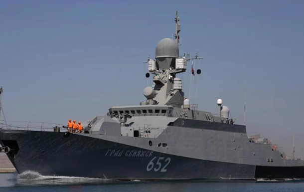 Силы обороны предупредили о ракетоносителе в Черном море
