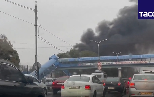 Під Ростовом-на-Дону сталася велика пожежа