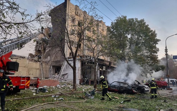 Ракетный удар по городам Украины: стали известны последствия