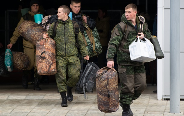 В окупованих районах півдня російські загарбники готують мобілізацю - ЦНС
