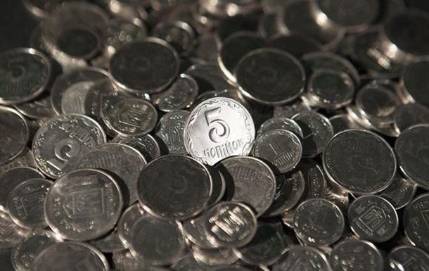 Обмен мелких монет и старых банкнот гривны продлен до конца войны