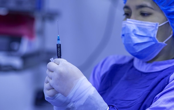В Україні затвердили рекомендації про додаткову вакцинацію проти Covid-19