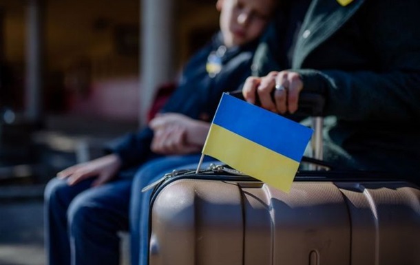 ДМС: Українці за кордоном - не біженці