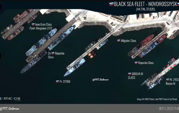 РФ перекинула 14 кораблів Чорноморського флоту з Криму в Новоросійськ