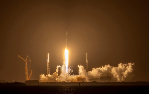 SpaceX запустила чергову групу супутників Starlink