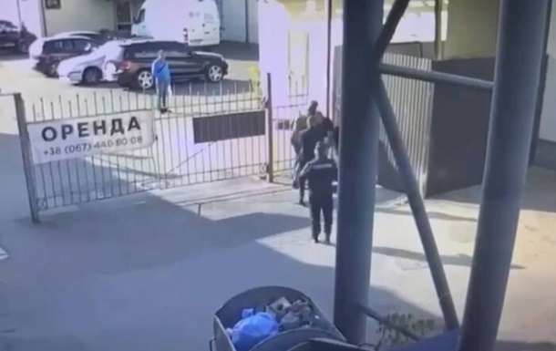 Поліція проводить перевірку через бійку за участю двох нардепів