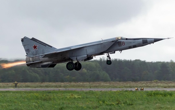 Уряд схвалив вилучення російських літаків МіГ-25