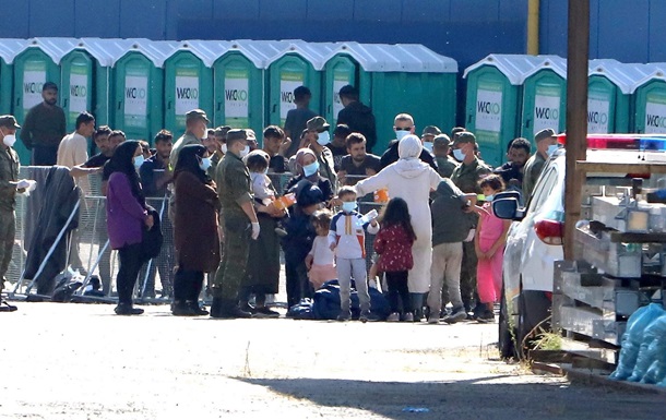 У Братиславі оголошено режим НС через нелегальних мігрантів