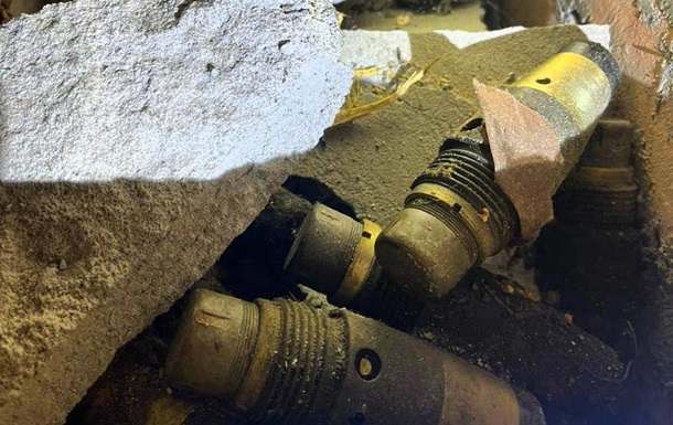  Подарунки  від окупантів: у печі на Київщині знайшли запали до снарядів