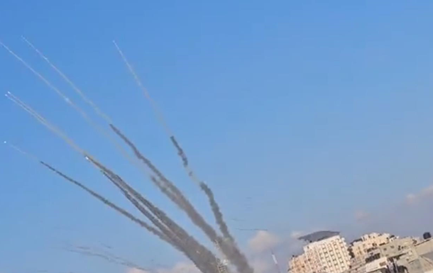 ХАМАС атаковал ракетами курортный город Израиля