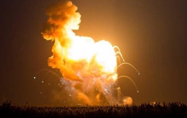 У Криму пролунала серія вибухів - соцмережі
