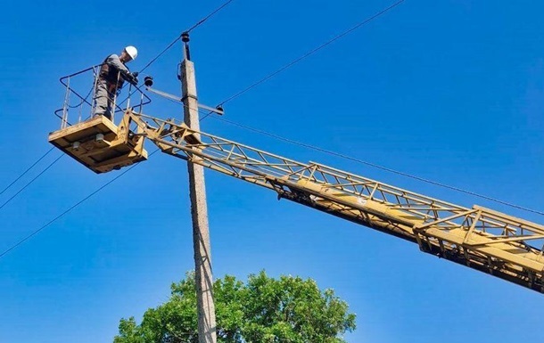 Енергетики ДТЕК повернули світло мешканцям 25 населених пунктів Донеччини