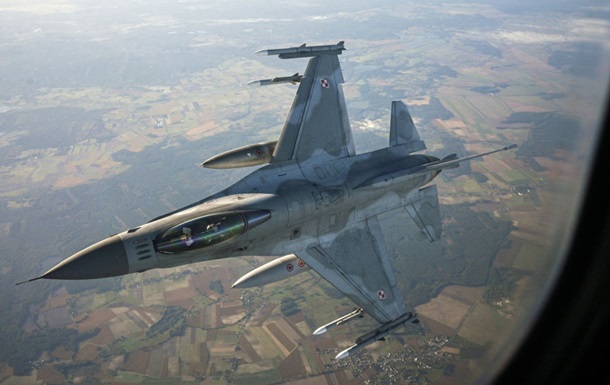 Игнат прокомментировал информацию СМИ о новом этапе обучения на F-16