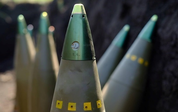 З мільйона обіцяних ЄС снарядів в Україну доставлено 300 тисяч - МЗС Литви