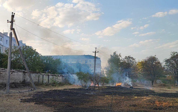 Росіяни скинули авіабомби на село в Херсонській області
