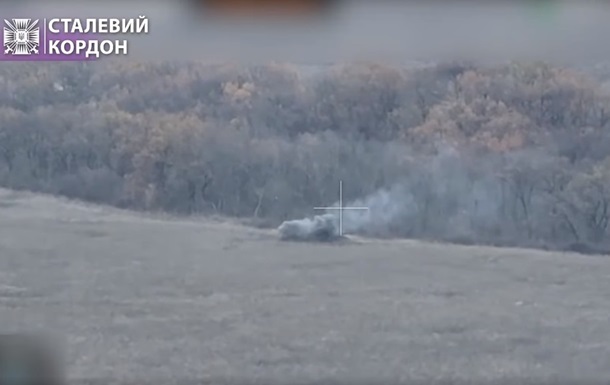 Два российских танка подорвались на своих минах