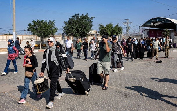 З Гази до Єгипту евакуюють 600 іноземців, українців серед них немає