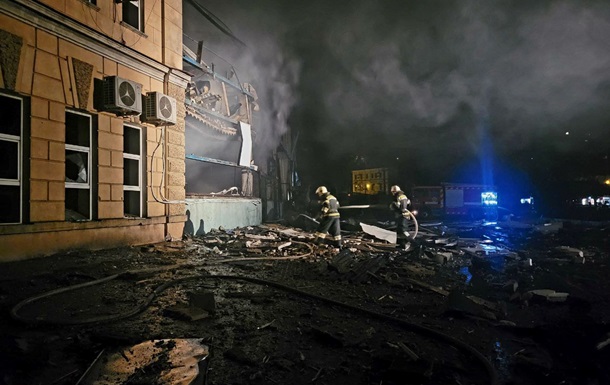 Удар по Одесі: пошкоджені будинки та музей 