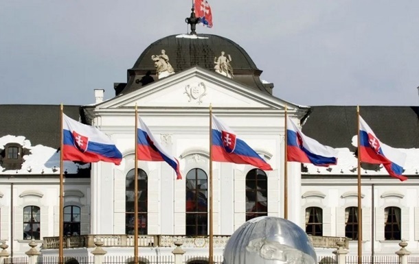 Уряд Словаччини не схвалив новий пакет військової допомоги Україні