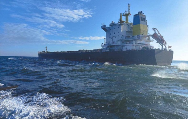 Украина отправила шесть кораблей с агропродукцией