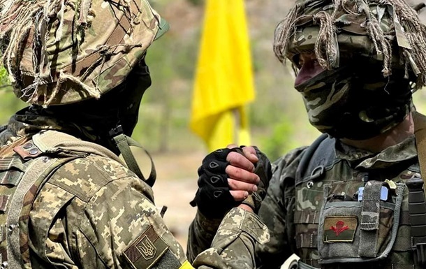 Опитування: В Україні виросло до 44% число тих, хто перебував на фронті
