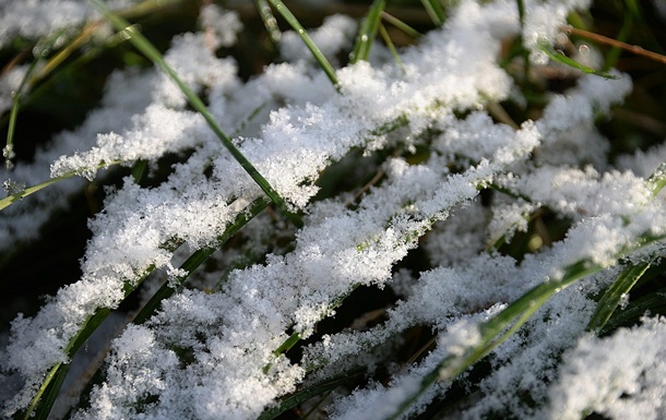Найближчими днями в Україні очікуються снігопади та ожеледиця