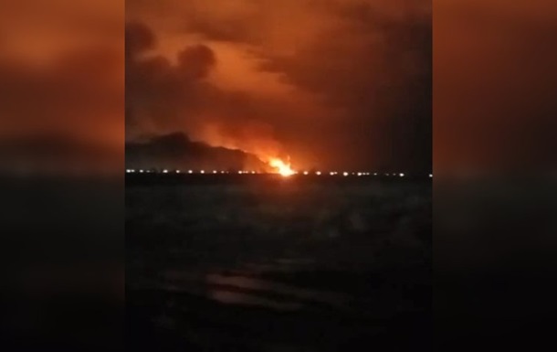 Пожар и взрывы под Волгоградом: появились видео