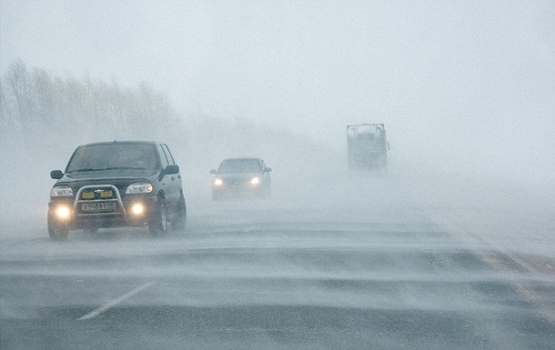 In the Odessa region, traffic is limited on two highways due to snowfall