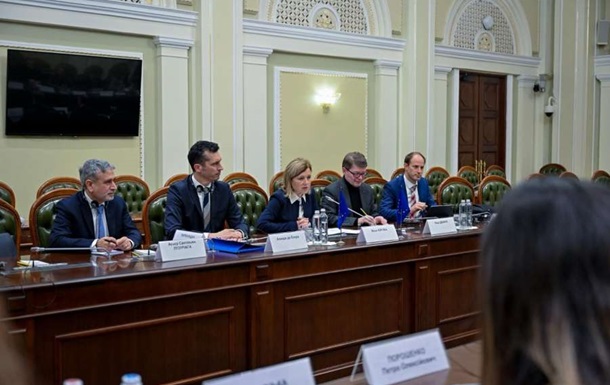 Вице-президент ЕК: Украина делает всё для усиления борьбы с коррупцией