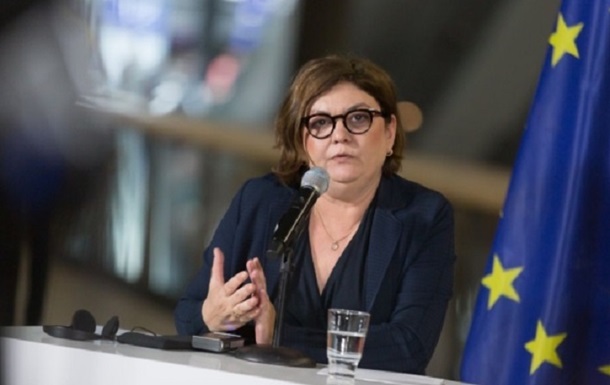 Еврокомиссар предупредила Польшу о  последствиях  блокирования границы 