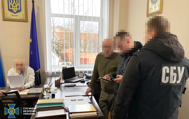 На Полтавщині затримали депутата, який вимагав з фермера майже $67 тисяч