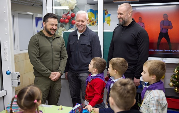 Зеленский посетил  метро-школу  в Харькове