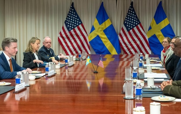 США підписали зі Швецією угоду про оборонну співпрацю