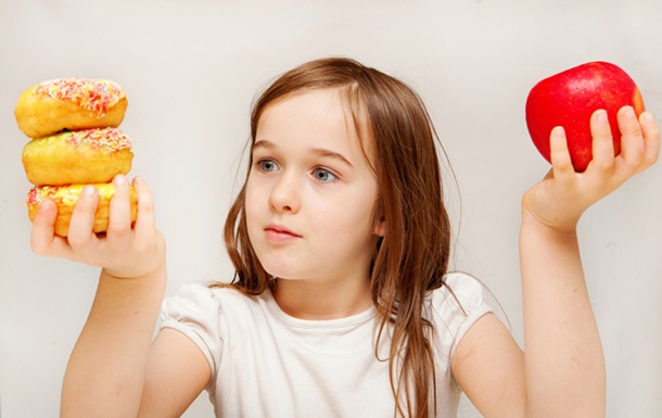 Зайві кілограми: дітей зважать, поміряють і запишуть, що вони їдять
