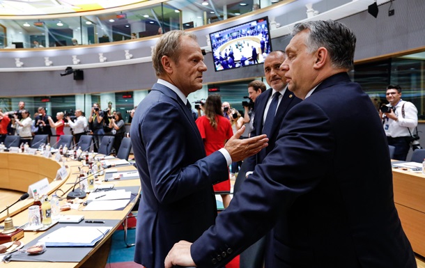 Правительство Орбана откровенно перешло на российские позиции - Туск