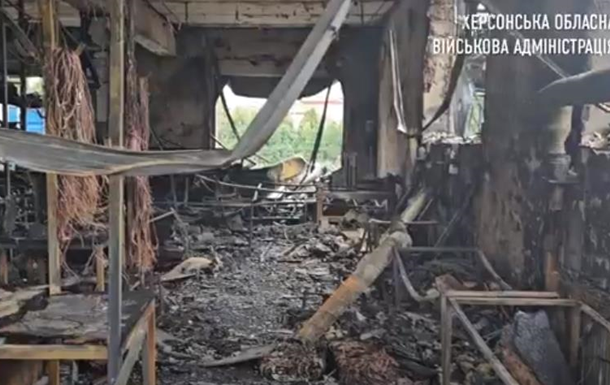 Наслідки російських обстрілів у Херсоні показали на відео