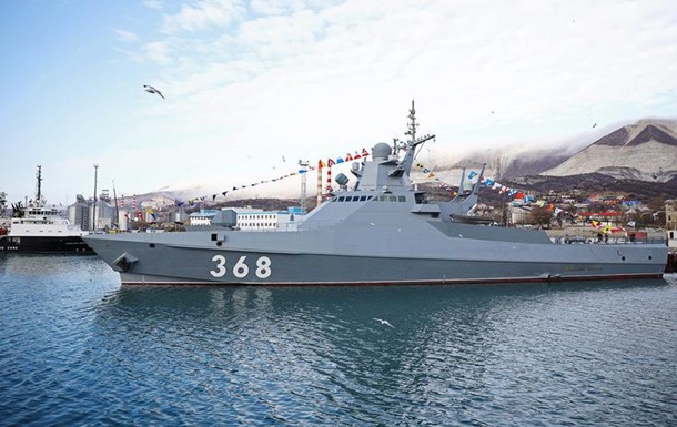 РФ вивела з Криму 10 ракетних кораблів - соцмережі