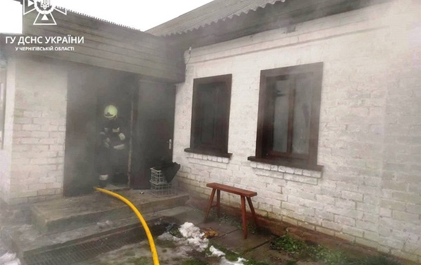 Во время пожара в Черниговской области погибли мать с двумя детьми