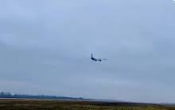 Крупнейший в Украине пассажирский самолет эвакуировали из аэропорта Борисполь