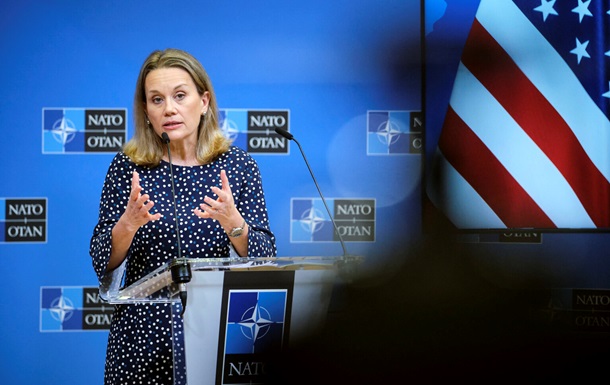 Посол США в НАТО сказала, на що може розраховувати Україна