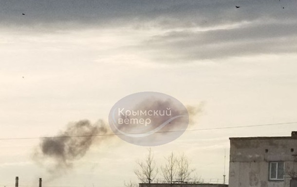 У Керчі пролунали вибухи, перекрито Кримський міст - соцмережі