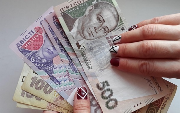 Середня зарплата в Україні за рік зросла на 23%