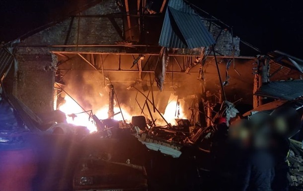 Атака дронів: на Київщині уламки пошкодили будинки