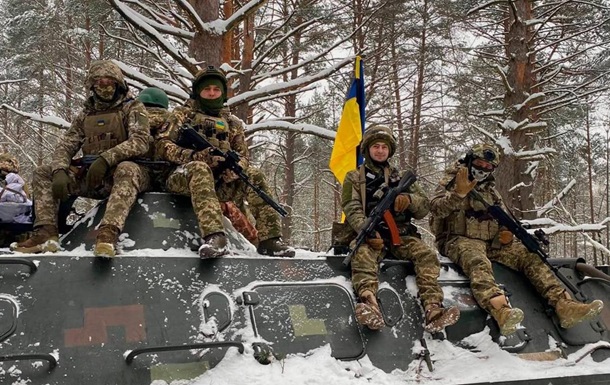 В Украине появится  горячая линия  для военных