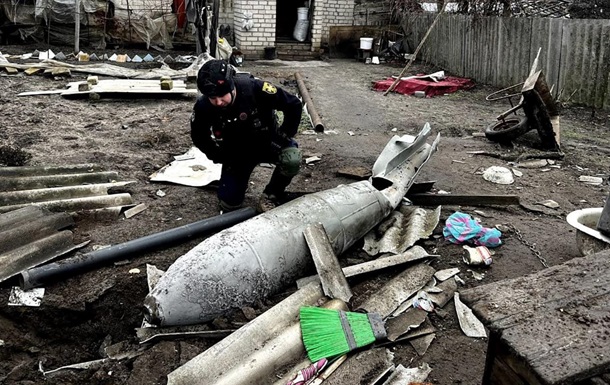 В Харьковской области саперы обезвредили российскую бомбу ФАБ-500