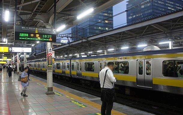 В Токио произошла резня в поезде: четверо раненых
