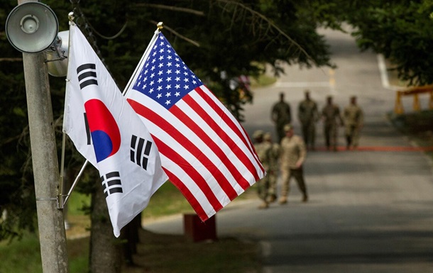 Південна Корея та США провели військові навчання неподалік кордону з КНДР