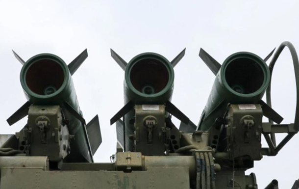 Міноборони РФ заявило, що збило чотири ракети над Кримом
