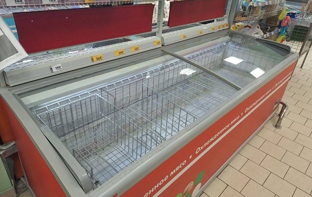 Чиновники РФ пояснили, чому з російських магазинів зникла курятина
