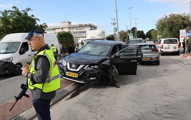 В центре Израиля произошел теракт, есть жертва и много пострадавших